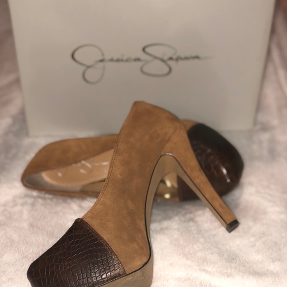 Shoes 👠 - Picture 3 of 6